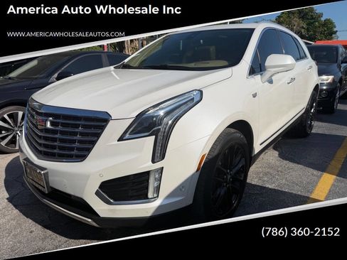 Used 2017 Cadillac XT5 Platinum w/ Driver Assist Package AWD/4WD image 1