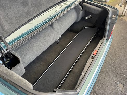 Used 1995 Mercedes-Benz E 320 Convertible image 19