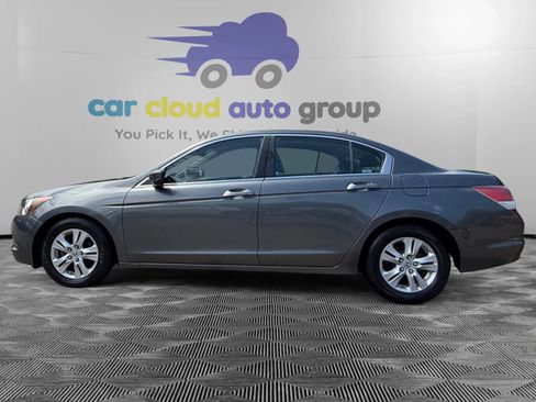 Used 2010 Honda Accord LX-P image 2