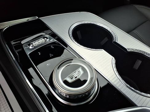 Certified 2024 Cadillac Lyriq Tech AWD/4WD image 30