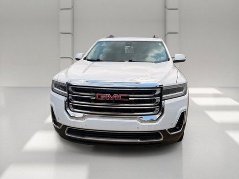 Used 2023 GMC Acadia SLT w/ Preferred Package FWD image 2