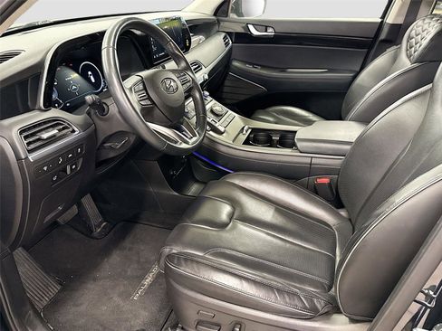 Used 2021 Hyundai Palisade Limited FWD image 4