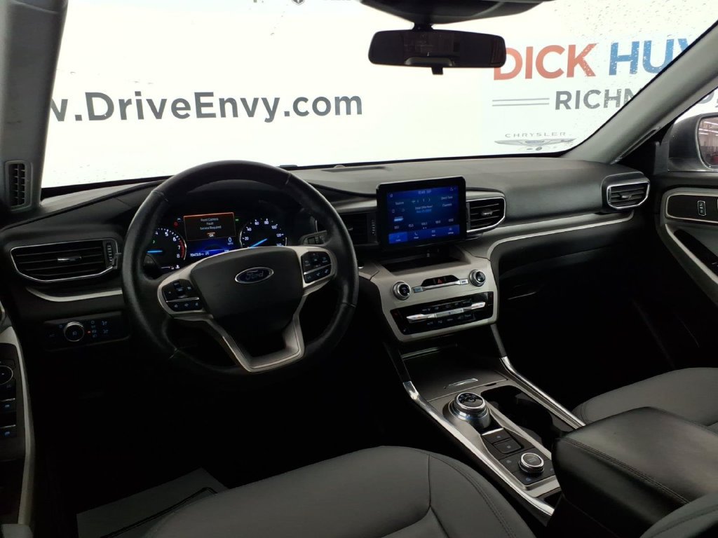 Used 2021 Ford Explorer XLT w/ Equipment Group 202A AWD/4WD image 10