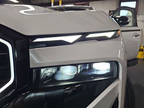 New 2026 BMW XM Label Red image 33