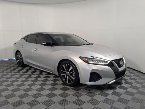 Used 2023 Nissan Maxima SV w/ Floor Mat Group image 23