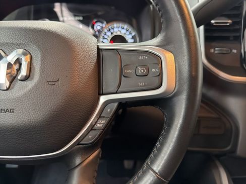 Used 2023 RAM 2500 Big Horn w/ Night Edition AWD/4WD image 17