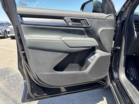 New 2027 GMC Terrain AT4 w/ Technology Package II AWD/4WD image 18