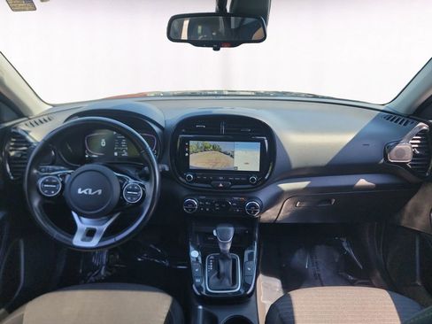 Used 2023 Kia Soul EX FWD image 10