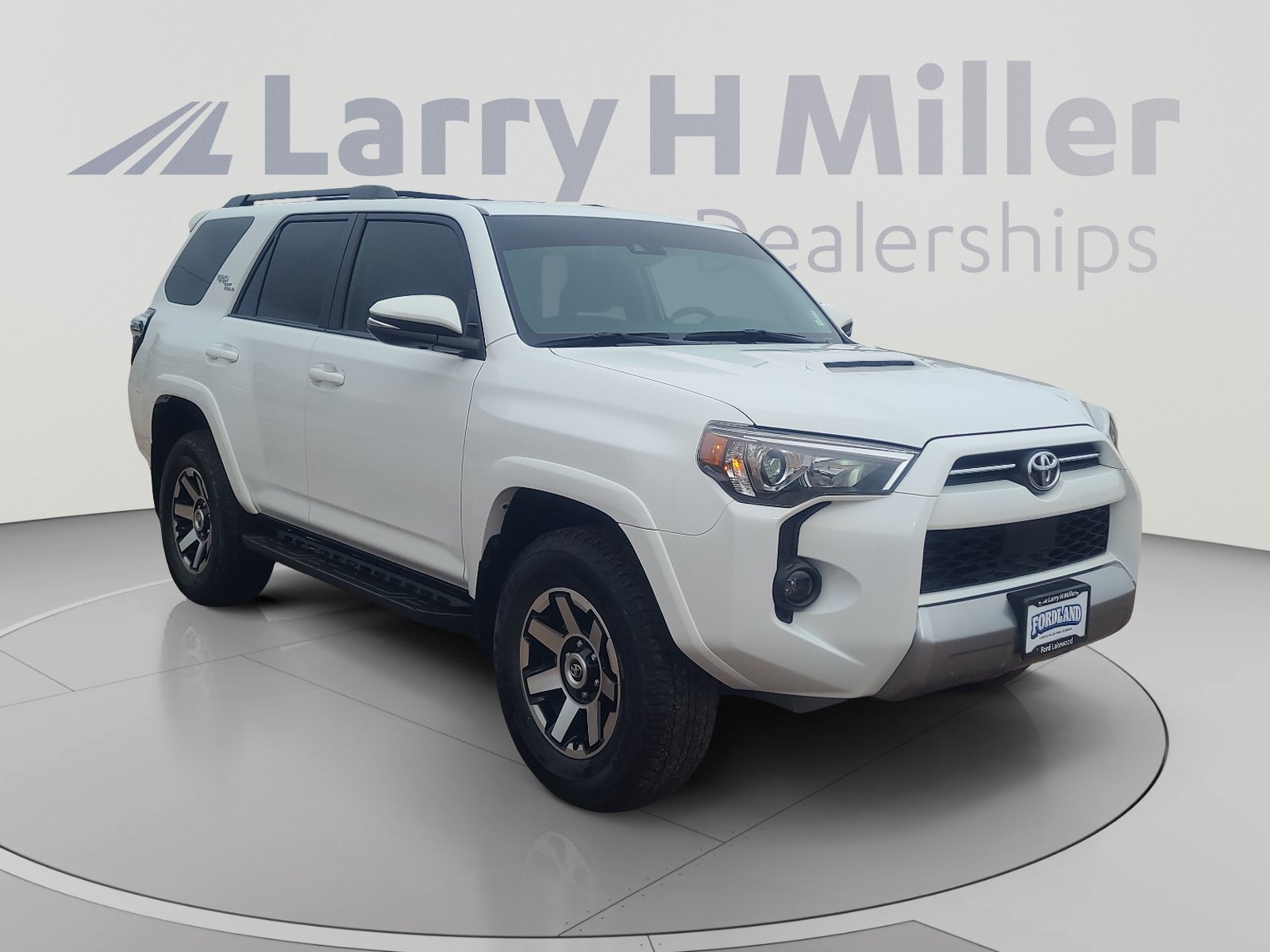 Used 2021 Toyota 4Runner TRD Off-Road Premium w/ Moonroof Package AWD/4WD image 7