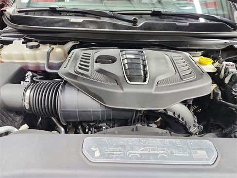 Used 2023 Jeep Grand Wagoneer L Series II image 17