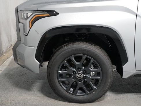 New 2026 Toyota Tundra Platinum AWD/4WD image 5