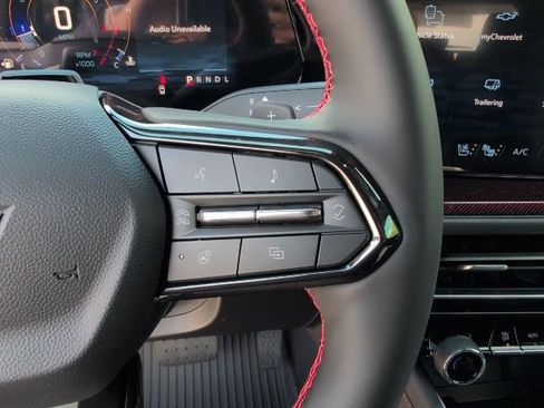 New 2026 Chevrolet Traverse RS w/ LPO, Floor Liner Package FWD image 22