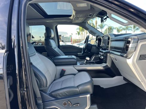 Used 2022 Ford F150 Limited image 34