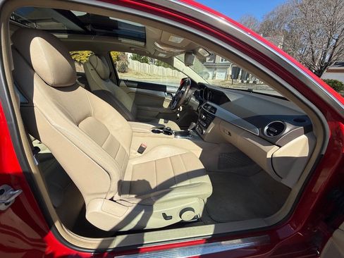 Used 2015 Mercedes-Benz C 250 Coupe image 21