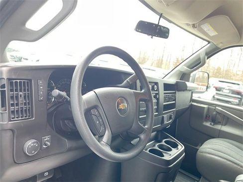 Certified 2024 Chevrolet Express 2500 w/ Driver Convenience Package image 10