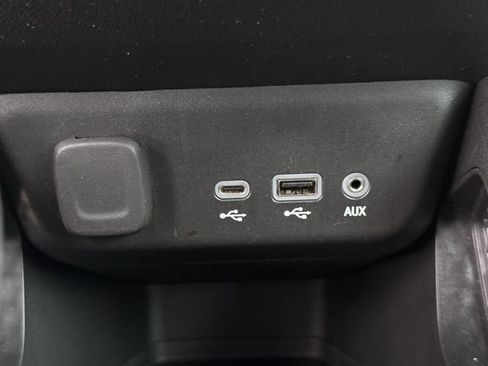 Certified 2023 Chevrolet TrailBlazer LS FWD image 21