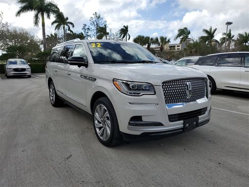 Certified 2022 Lincoln Navigator L Reserve image 30