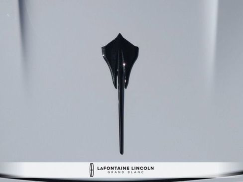 Used 2025 Chevrolet Corvette Stingray image 10