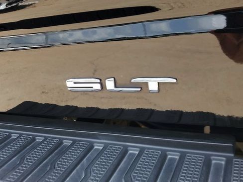 Used 2021 GMC Sierra 1500 SLT RWD image 5