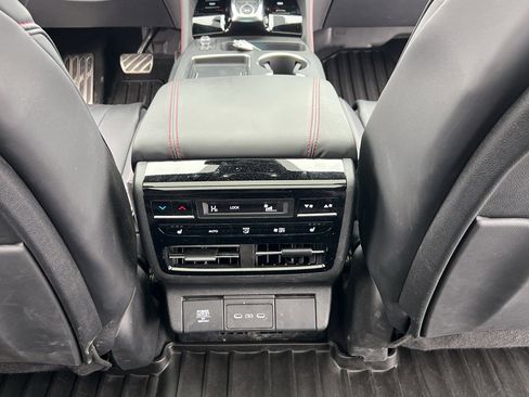 Used 2025 Acura MDX A-Spec image 38