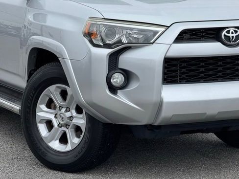 Used 2017 Toyota 4Runner SR5 image 11