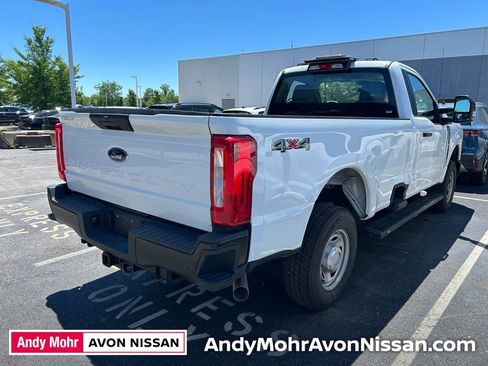 Used 2024 Ford F250 XL AWD/4WD image 3