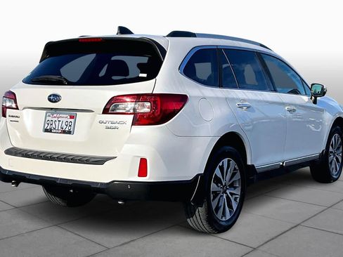 Used 2017 Subaru Outback 3.6R Touring w/ Popular Package #5A image 12