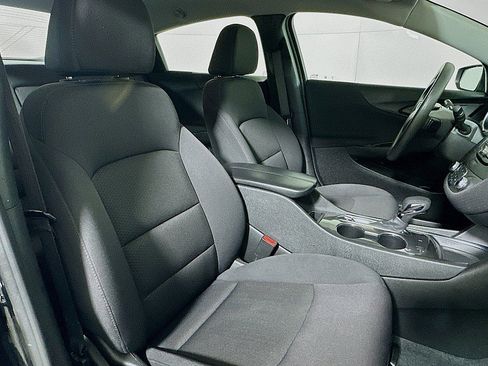 Used 2023 Chevrolet Malibu LT image 25