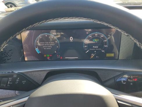 New 2026 Volkswagen Tiguan S image 19