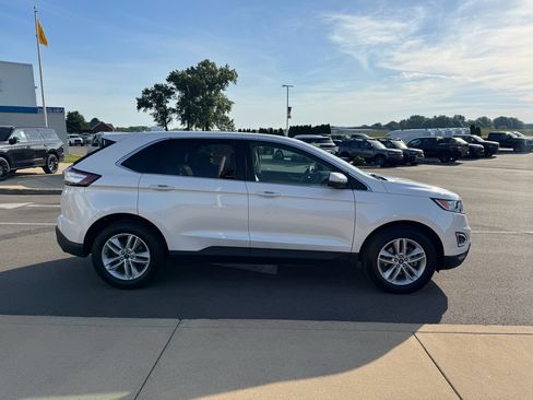Used 2016 Ford Edge SEL w/ Equipment Group 201A FWD image 10