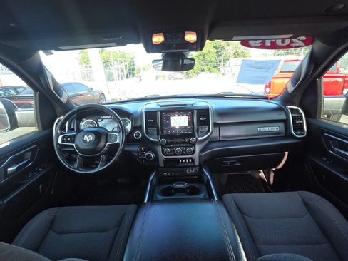 Used 2019 RAM 1500 Big Horn AWD/4WD image 17