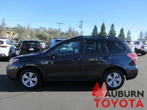 Used 2016 Subaru Forester 2.5i Premium image 8
