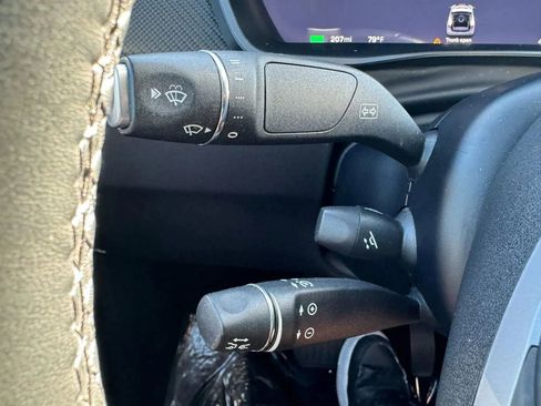 Used 2018 Tesla Model X 100D image 32