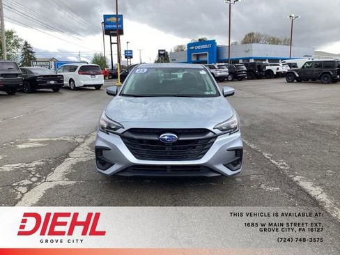 Used 2025 Subaru Legacy Premium AWD/4WD image 2