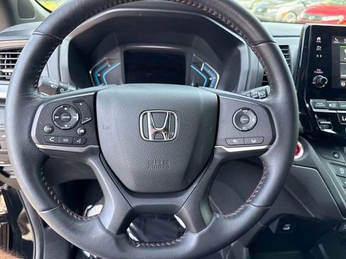 Certified 2024 Honda Odyssey Sport image 28