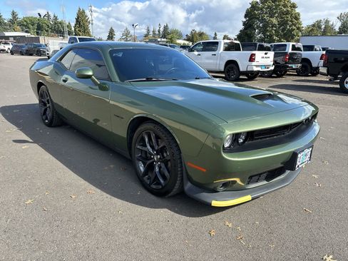 Certified 2021 Dodge Challenger R/T w/ Blacktop Package image 4