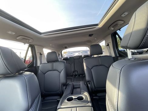 Used 2025 Honda Pilot Touring image 20