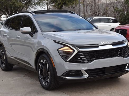 Used 2024 Kia Sportage SX image 4