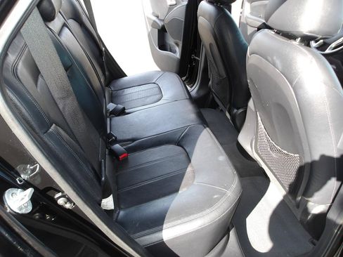 Used 2013 Hyundai Tucson Limited w/ Premium Pkg AWD/4WD image 12