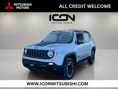 Used 2017 Jeep Renegade Trailhawk image 1