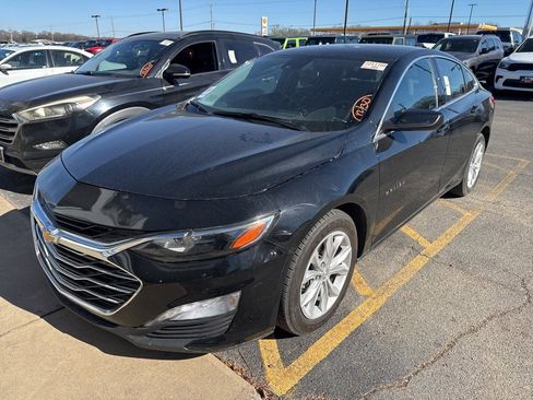 Used 2025 Chevrolet Malibu LT image 1