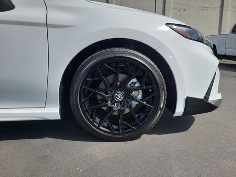 Used 2026 Toyota Camry SE w/ Convenience Package image 8