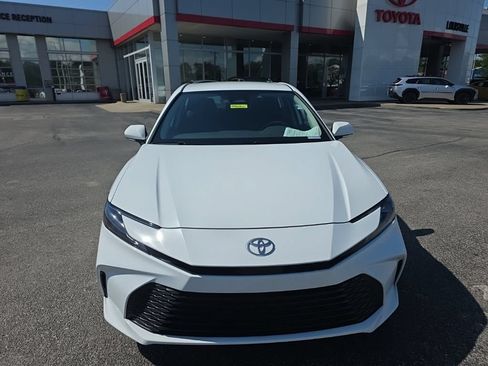 Used 2025 Toyota Camry LE FWD image 2