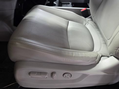 Used 2021 Honda Odyssey EX-L image 25