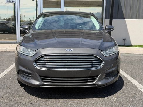 Used 2016 Ford Fusion SE FWD image 14