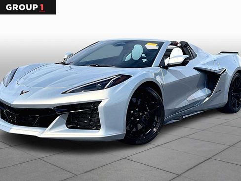 Used 2024 Chevrolet Corvette Z06 image 1