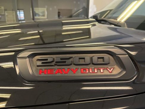 Used 2019 RAM 2500 Laramie image 11