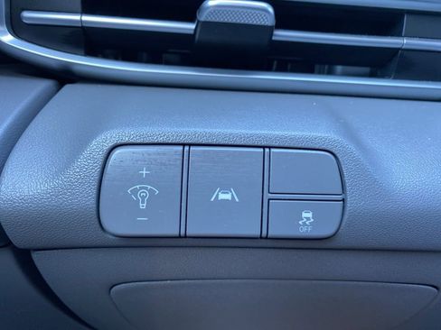 Certified 2023 Hyundai Elantra SEL w/ Convenience Package image 24