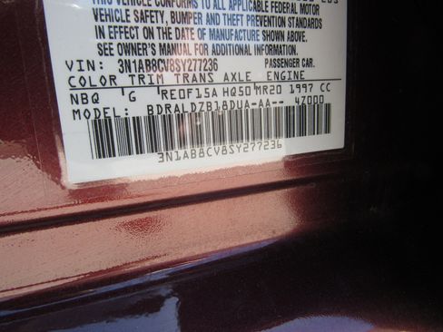 Used 2025 Nissan Sentra SV FWD image 26