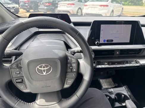 Used 2026 Toyota Prius LE FWD image 20